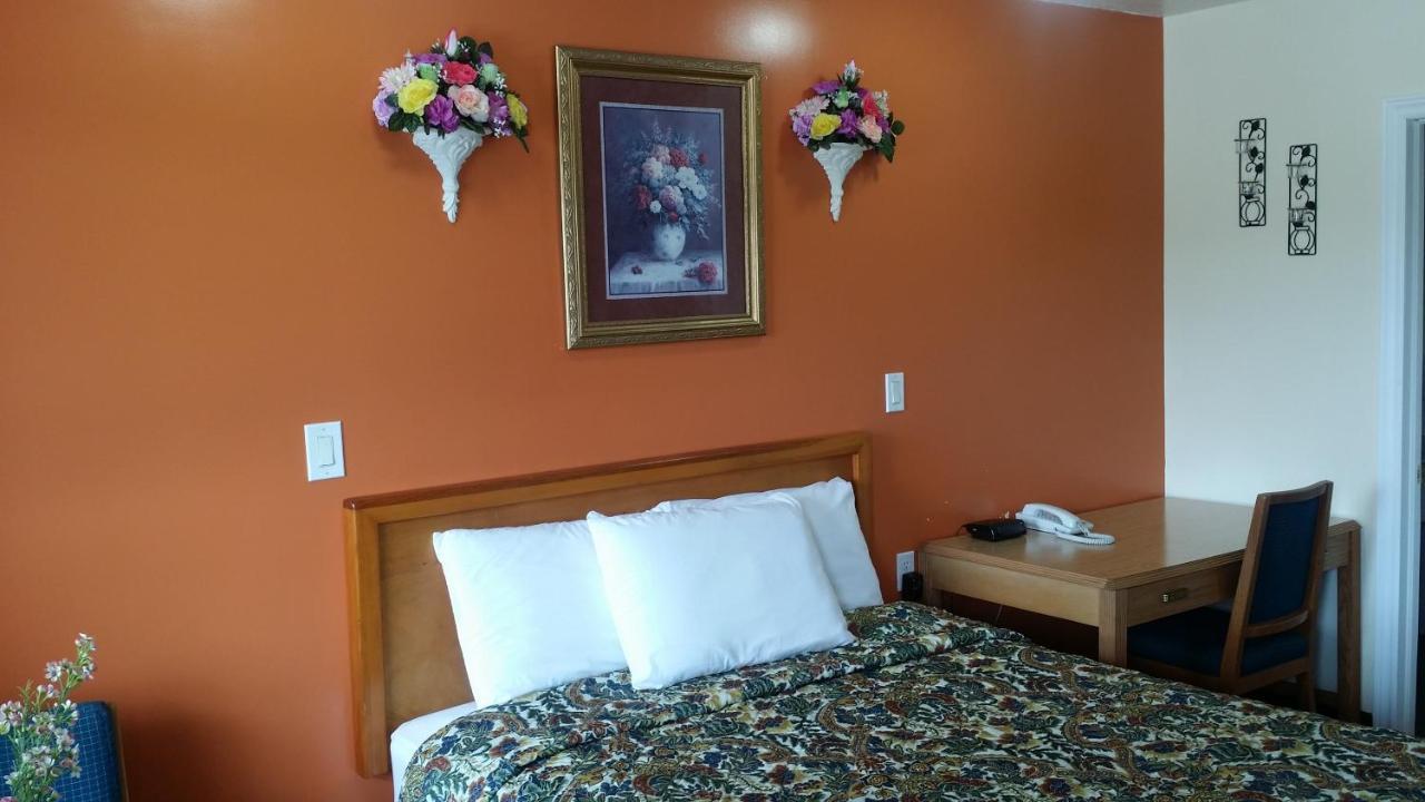 River Mist Inn Sturgeon Falls Exteriör bild